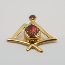 Pendentif Flamme du Canigou® or 750 millièmes Grenat et Brésil